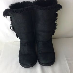 UGG black  big kids boots Sz US 3 Euro 33